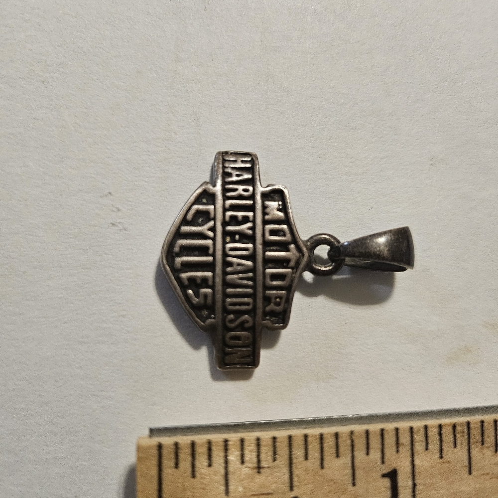 Harley-Davidson 925 Sterling Silver Bar and Shield Logo Motorcycle Biker Pendant - Picture 4 of 16